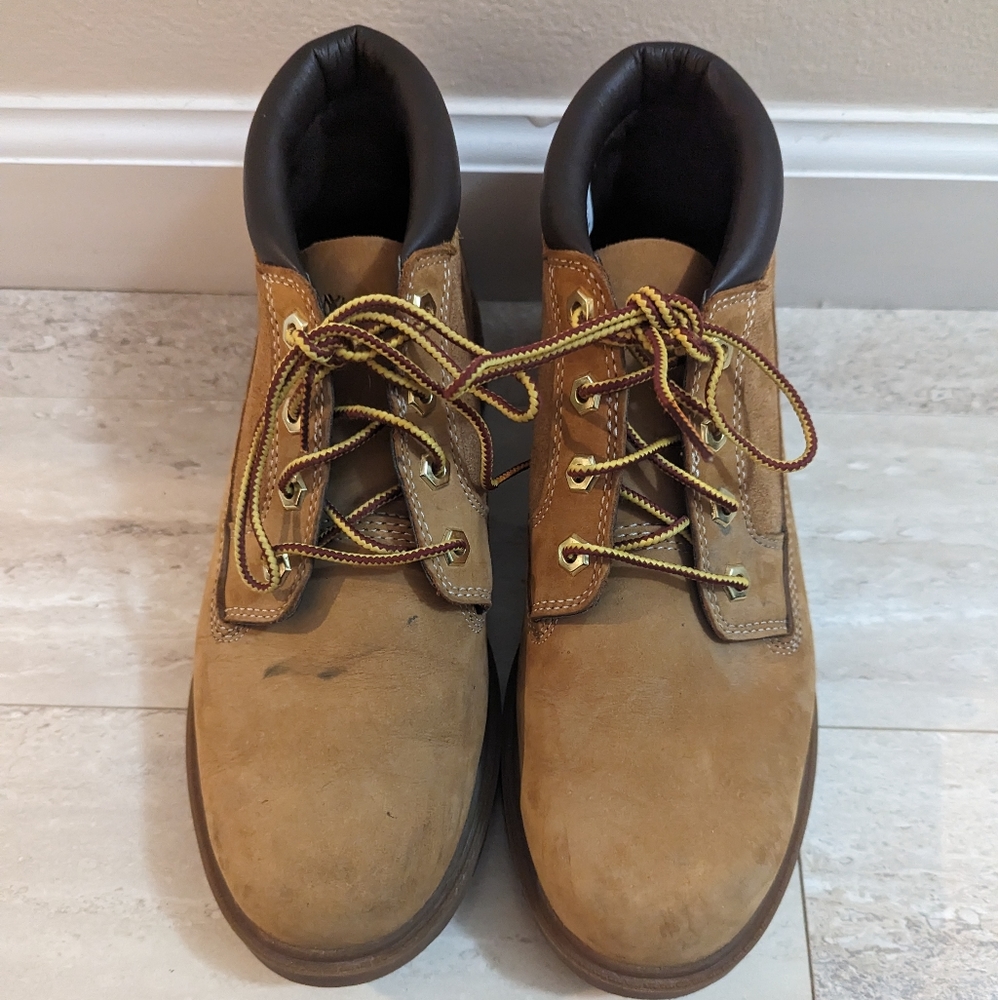 Timberland Women's Nellie Chukka Boot (Size: 8.5)